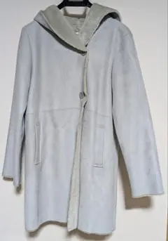 ライトグレー フード付き スウェードコート（DoU DoU）