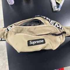 Supreme ボディバッグ ベージュ Supreme ボディバッグ ベージュ - メルカリ
