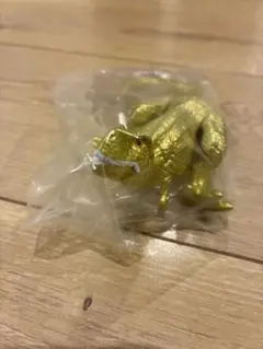 アニア　購入特典　ゴールドティラノサウルス