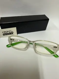 Item thumbnail for item c6707d7c-3973-4cd7-96c2-5f005c18b8cd