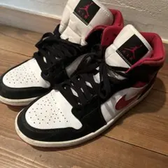Air Jordan スニーカー US9 白/黒/赤