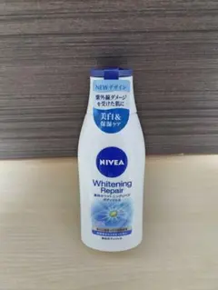 未開封 ニベア 薬用 ホワイトニングリペア ボディジェルのサムネイル