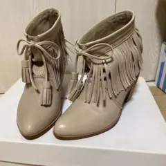 Item thumbnail for item 4f053a63-85da-487a-b09d-2e15d47c3e86