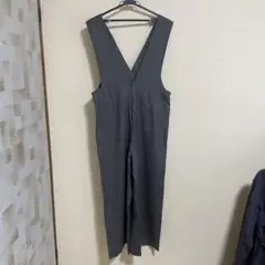 ダークグレー Vネック オールインワン