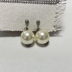 【即購入可】シルバーカラー パール イヤリング