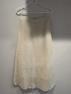 GU アイボリー 編み込みロングスカート M