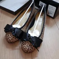 【新品】Odette e Odile レオパード柄リボン パンプス 23.5cmのサムネイル
