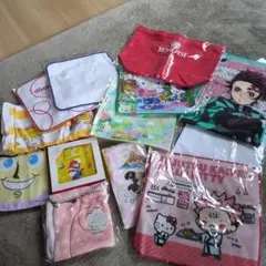 鬼滅の刃 ハローキティ タオル他13点まとめ売り
