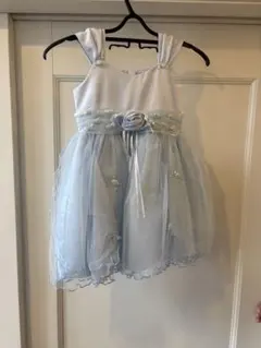 水色 フラワーモチーフ ドレス