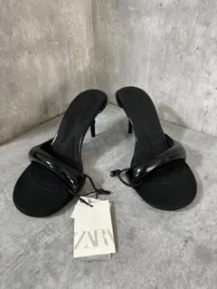 タグ付き未使用品 ZARA ザラ キルティング　ヒール　サンダル　ブラック