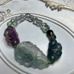フローライト 花形ブレスレット