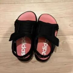 adidas 15cm黒 赤 サンダル マジックテープ