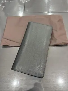 【最終値下げ】LOUIS VUITTON タイガ ポルトフォイユブラザのサムネイル
