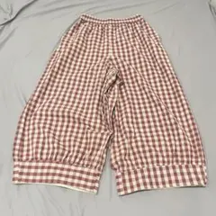 赤 ワイドパンツ