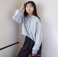 【美品】ラブトキシック　フーディ　パーカー　S 140