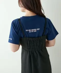 continuer de NICE CLAUPロゴたくさんTシャツ