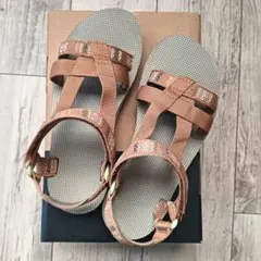 【美品】Teva テバ ミッドフォーム アリバカ サンダル 24cmのサムネイル