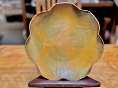 馬の浮彫りと墨絵の陶器皿セット - メルカリ