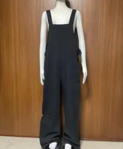 黒 サロペット ワイドレッグ　新品未使用