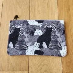 マーブルシュッド 猫柄 ポーチのサムネイル