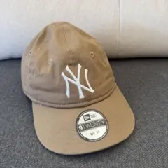 NEW ERA 9TWENTY ヤンキース キャップ　ベビー　1st ベージュ