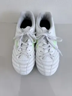 MIZUNO MONARCIDA NEO サッカースパイク ホワイト