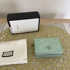 美品GUCCI 二つ折り財布 ミントグリーン