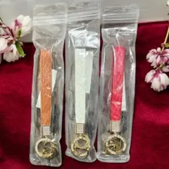 ☆レザー調☆キラキラストーン☆キーホルダー ☆ゴールド金具☆3色セット☆