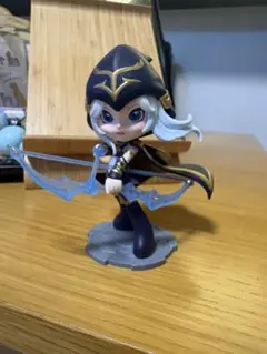アッシュ League of Legends フィギア