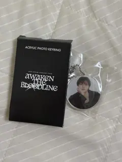 AWAKEN THE BLOODLINE アクリルフォトキーホルダー EJ