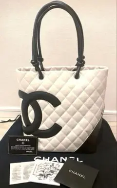 CHANELカンボンラインミディアムトートバッグ白黒 シャネル ホワイト 