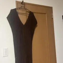 ブラウン ノースリーブ ニットワンピース