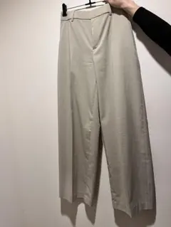 UNIQLOベージュ ワイドパンツ ポリエステル100% Sサイズ
