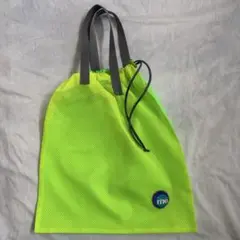 me ISSEY MIYAKE ミーイッセイミヤケ メッシュ 巾着 トートバッグのサムネイル