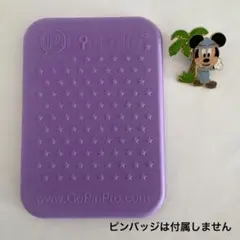 専用 AB2枚 PinFolio ピンバッジ ミニ ボード 収納ケース付 - メルカリ