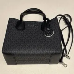 MICHEAL KORS ショルダーバッグのサムネイル