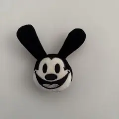 オズワルド ぬいぐるみバッジ