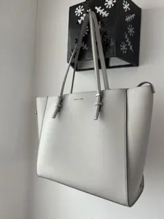 2025年最新】charles&keith バッグ トート グレーの人気アイテム