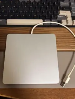 Apple USB SuperDrive 中古 動作未確認のサムネイル