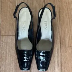 FRESCA GINZA エナメル バックストラップ パンプス 黒 23cmのサムネイル