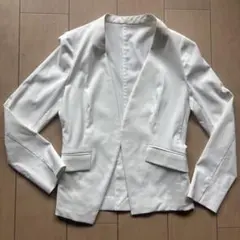 ホワイト ノーカラージャケット　ユナイテッドアローズ