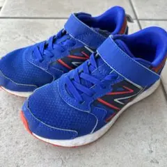 [18.5センチ]New Balance キッズスニーカー 青赤 ベルクロ