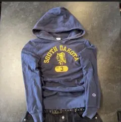 Champion SOUTH DAKOTA パーカー レディース M
