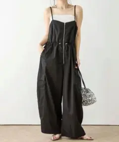 新品タグ付きAMELYブラックワイドパンツオールインワン
