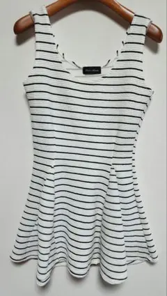 ボーダー　ワンピース　ミニワンピ　夏　ノースリーブ　白　ホワイト