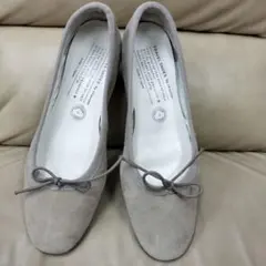 TRAVEL SHOES by chausser スエードパンプスのサムネイル