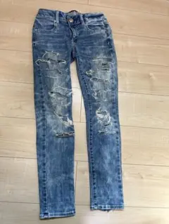 AMERICAN EAGLE ダメージスキニージーンズ