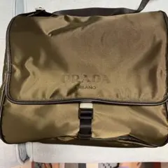 PRADA オリーブグリーン ショルダーバッグ