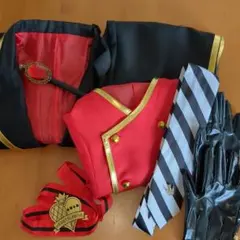 ツイステッドワンダーランド　ハーツラビュル寮　制服