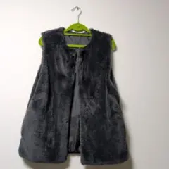 ファー素材 グレー ベスト Lサイズ